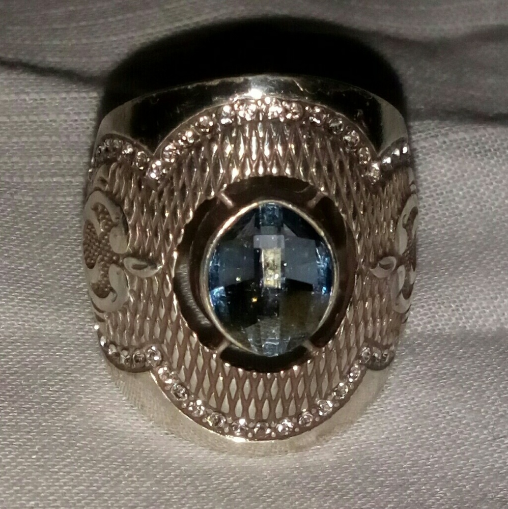 Brighton silver and grey stone